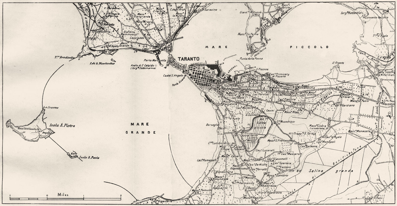 ITALY. Taranto 1945 old vintage map plan chart